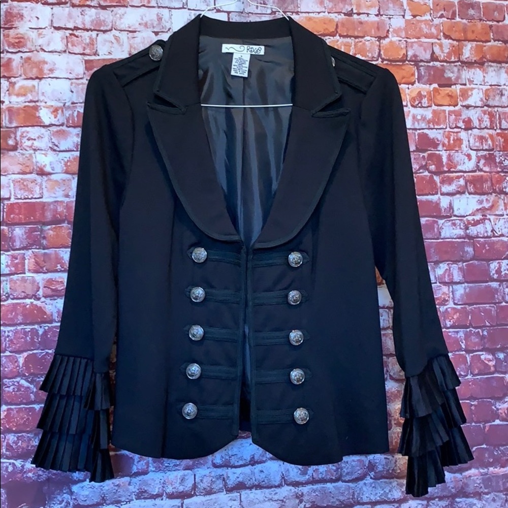 Gorgeous Military Jacket!